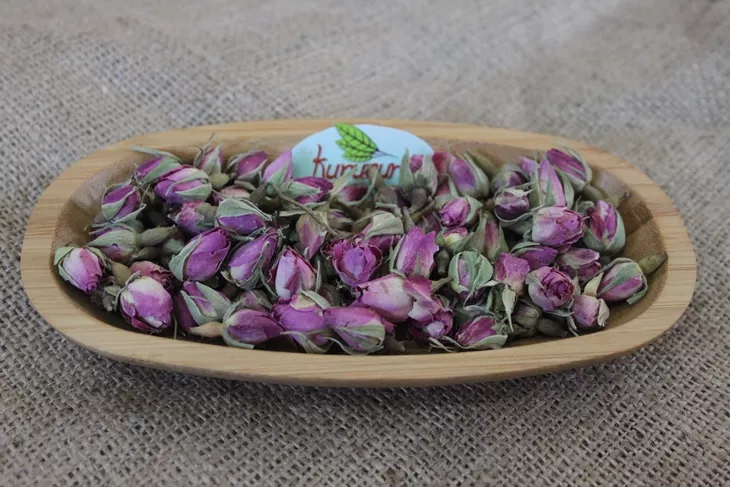 dried rose buds-3